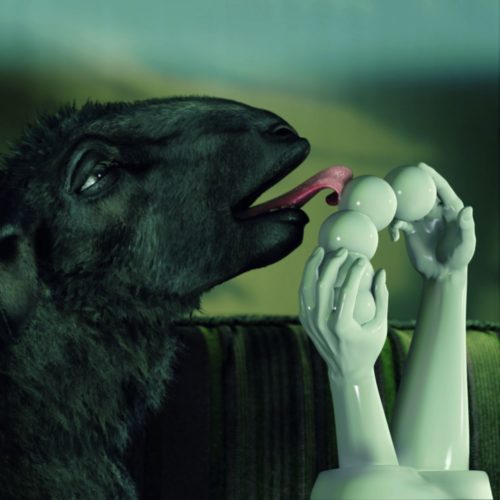GEZ sheep with the animago trophy, cover of the animago special issue 2006